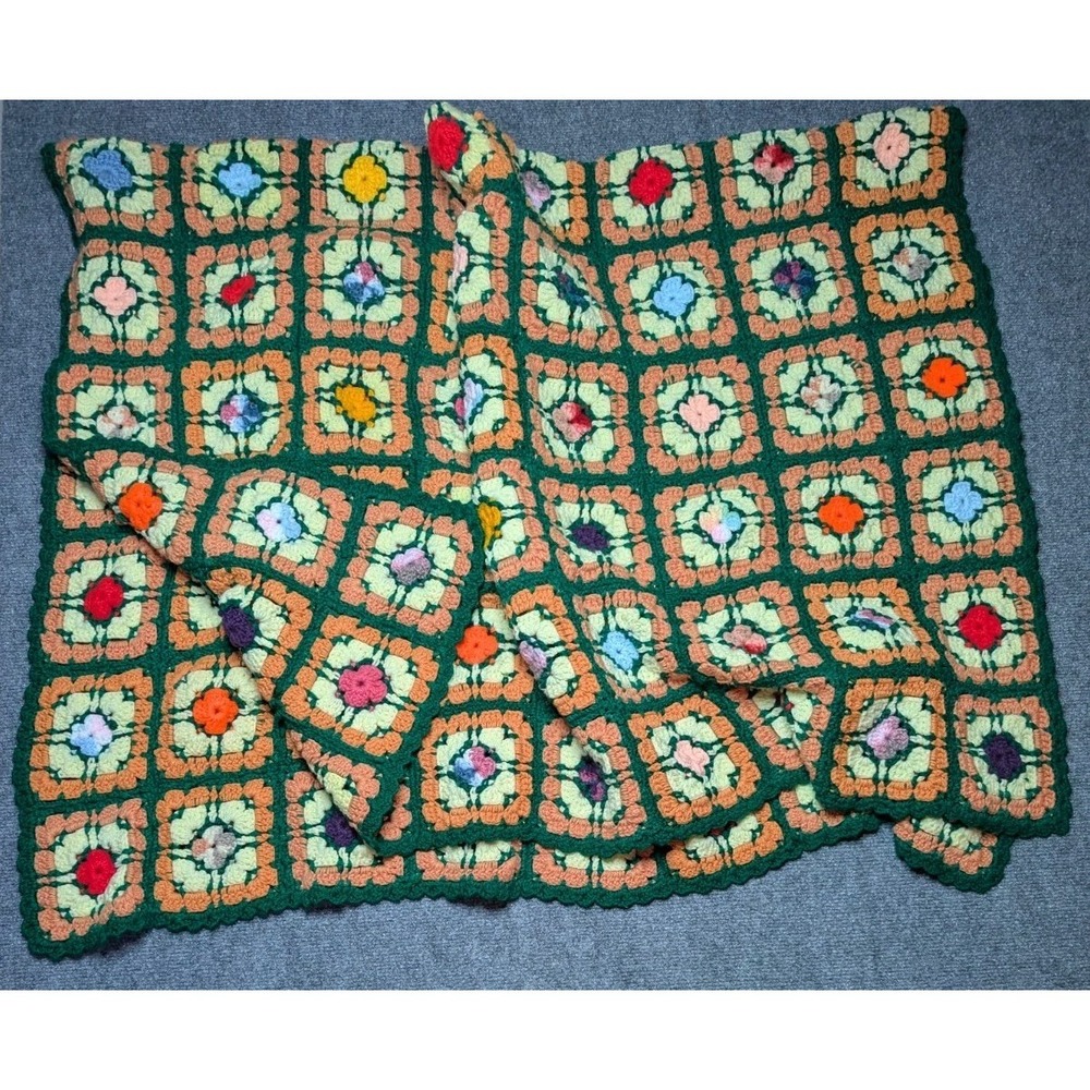 VINTAGE Handmade Colorful GRANNY SQUARE Afghan Crochet Blanket Throw 62"x46" - Picture 5 of 6